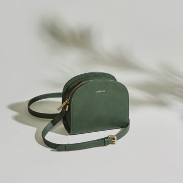 ANGELA ROI | Luna Crossbody In Dark Green | Boxwalla