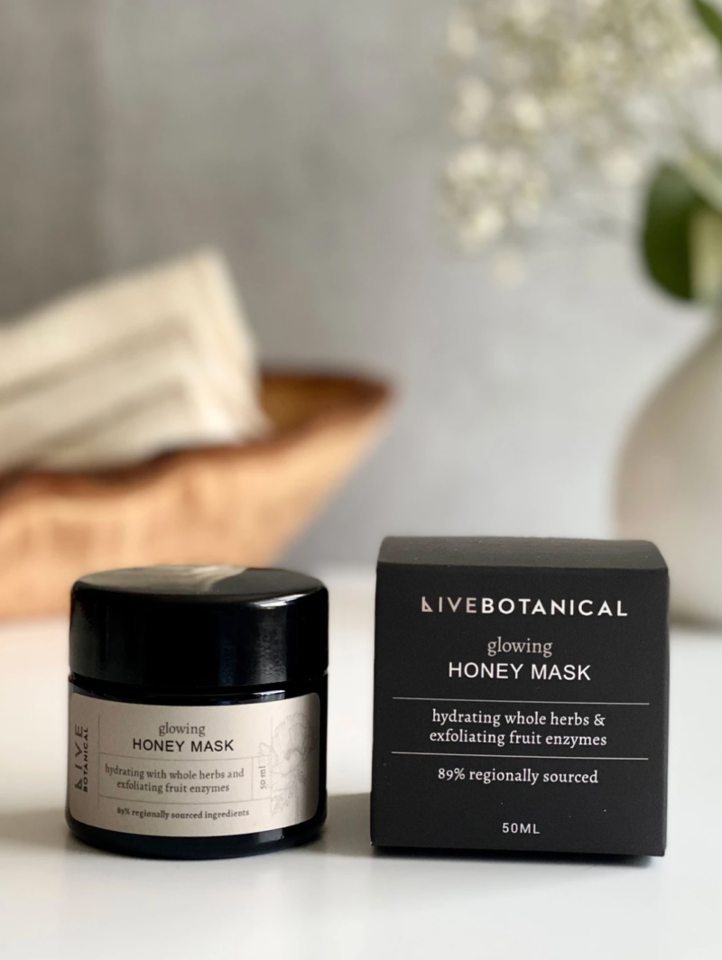 Live Botanical | Glowing Honey Mask | Boxwalla