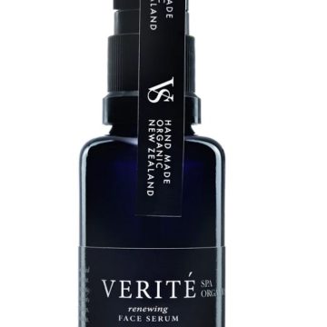 Verite Spa | Renewing Serum with Padina | Boxwalla